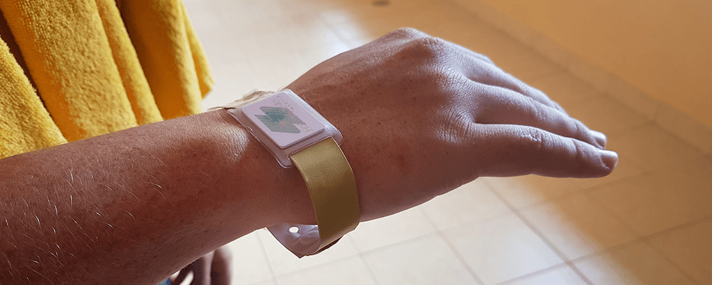 New microchip bracelets in Club Solaris Cabos