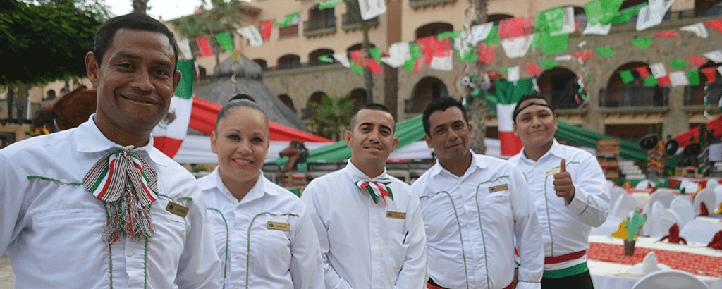 personal de Club Solaris Cabos 15 de Septiembre