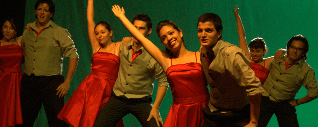 Show de Broadway en Club Solaris Cancun